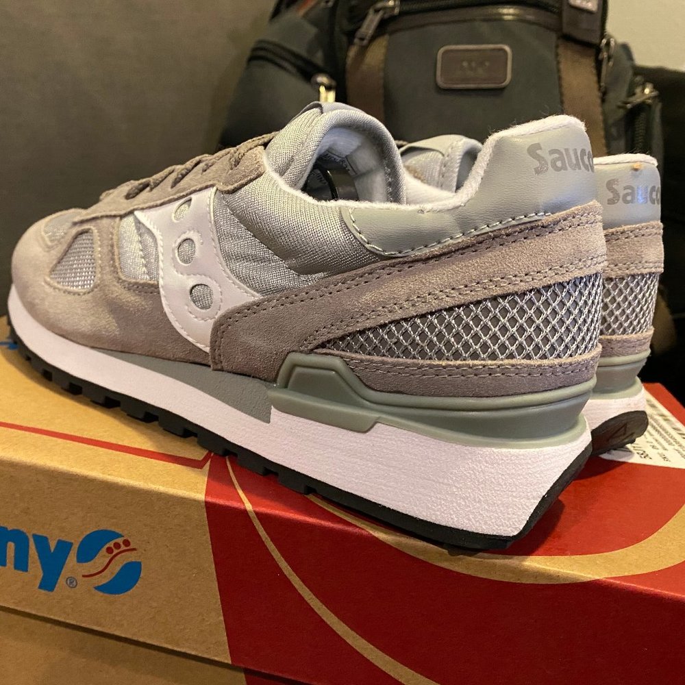 BRAND NEW Saucony Shadow Original / NB Men sz 9